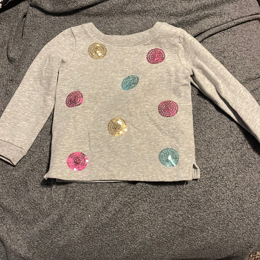 Carter’s 4T grey sweat shirt